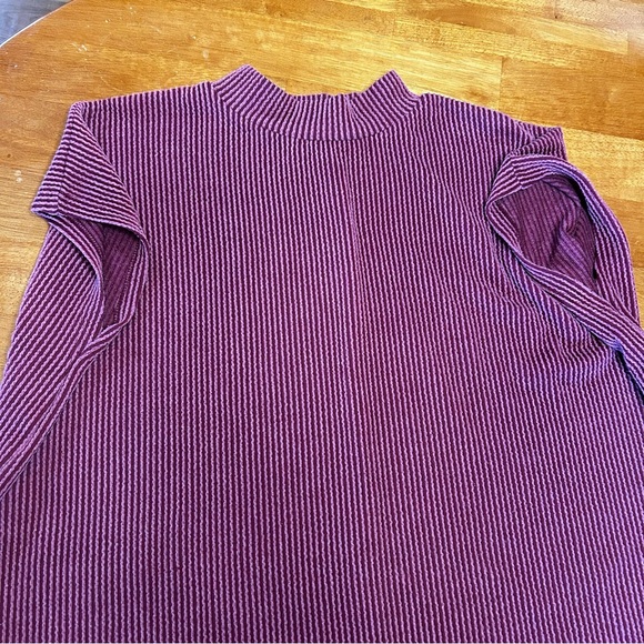 Zenana Outfitters Women's Ribbed Burgundy Set - Picture 3 of 6